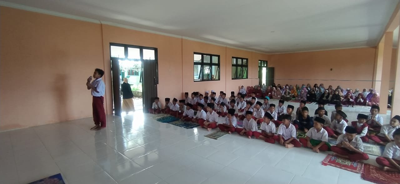 Pengumandangan adzan